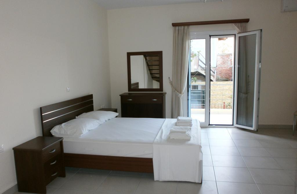 Artemis - Marina Apartments Evia Quarto foto